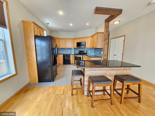 2065 Woodlynn Avenue, Maplewood, MN 55109