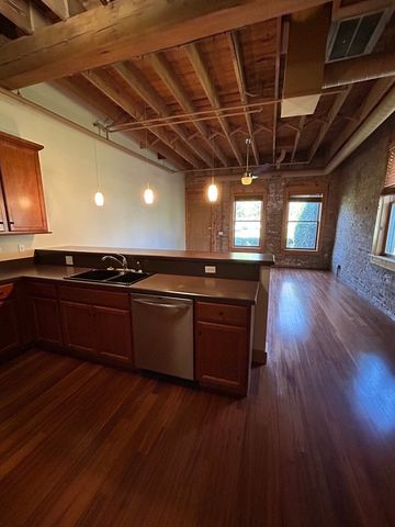 266 Hutchins Court 266, Woodstock, IL 60098
