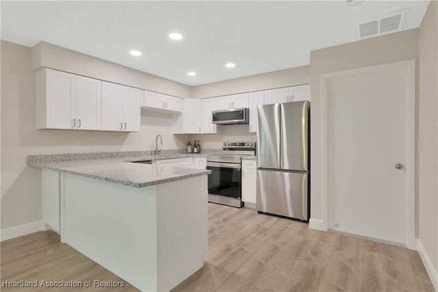 2690 N Arrowhead Road, Avon Park, FL 33825