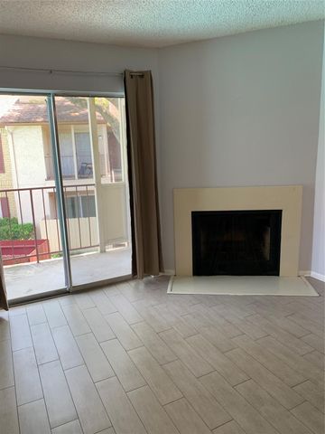 2120 El Paseo Street 808, Houston, TX 77054