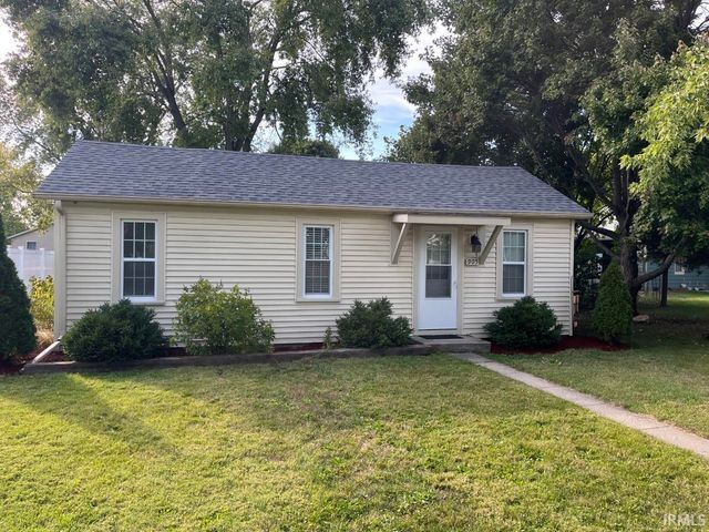 905 S 16th Street, Goshen, IN 46526