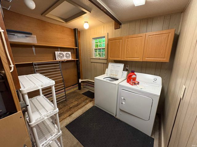 905 S 16th Street, Goshen, IN 46526