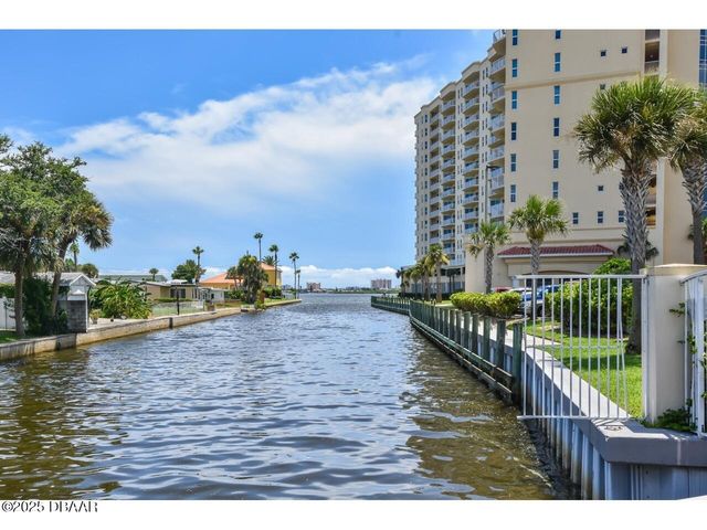 2801 S Ridgewood Ave Unit 806, South Daytona, FL 32119