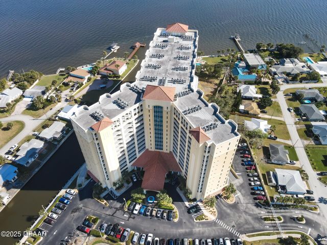 2801 S Ridgewood Ave Unit 806, South Daytona, FL 32119