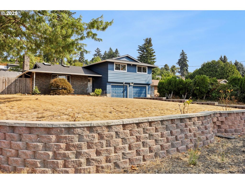 7520 Se MIDDLE Way, Vancouver, WA 98664