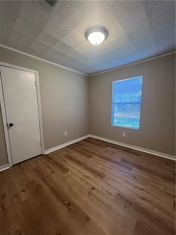 6719 ROBBINS Loop, Pineville, LA 71360