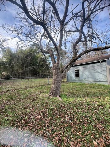 6719 ROBBINS Loop, Pineville, LA 71360