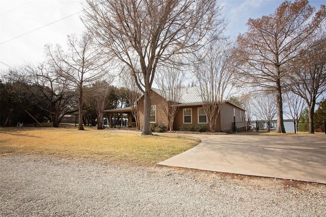 1631 Fuller Road, Possum Kingdom Lake, TX 76449