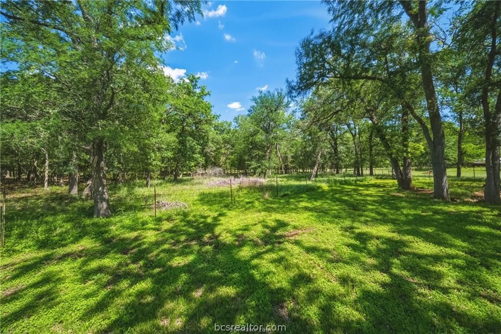 5950 Old Spanish Trail, Bryan, TX 77807 — photo 2