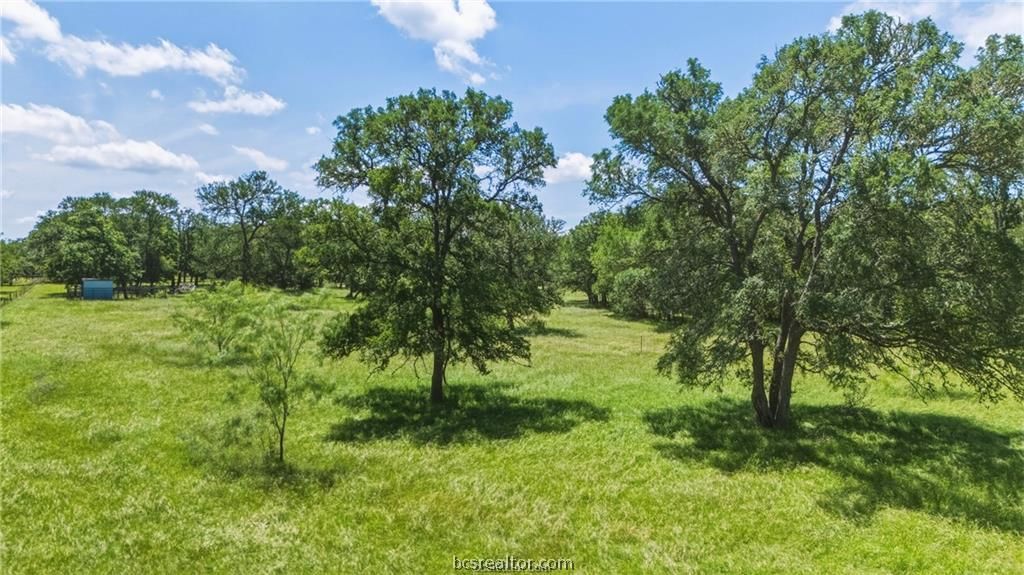 5950 Old Spanish Trail, Bryan, TX 77807 — photo 3