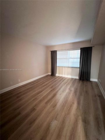 907 Cypress Ter 203, Pompano Beach, FL 33069