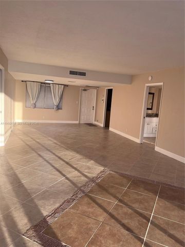 907 Cypress Ter 203, Pompano Beach, FL 33069