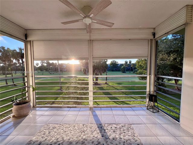 907 Cypress Ter 203, Pompano Beach, FL 33069