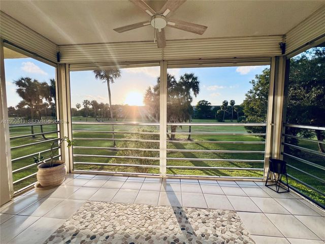 907 Cypress Ter 203, Pompano Beach, FL 33069