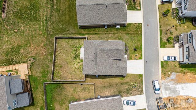 917 Newport Court, Asheville, NC 28806