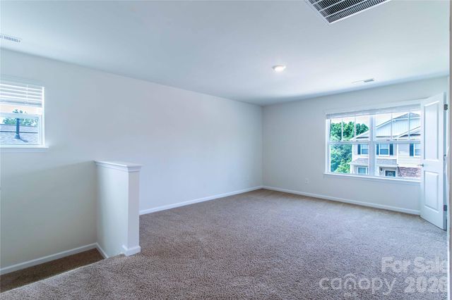 917 Newport Court, Asheville, NC 28806