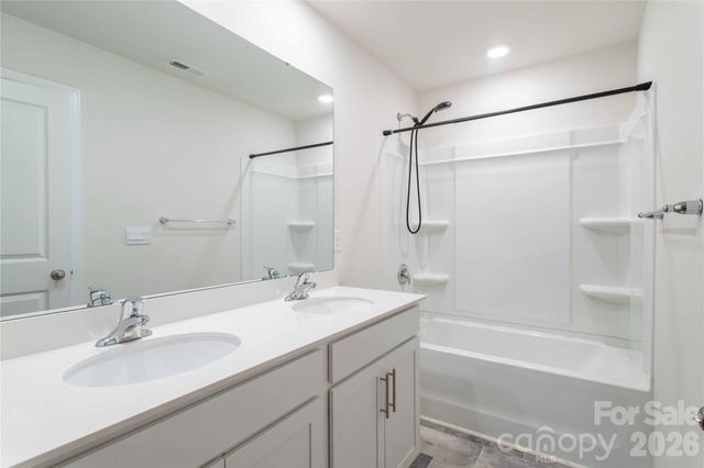 917 Newport Court, Asheville, NC 28806