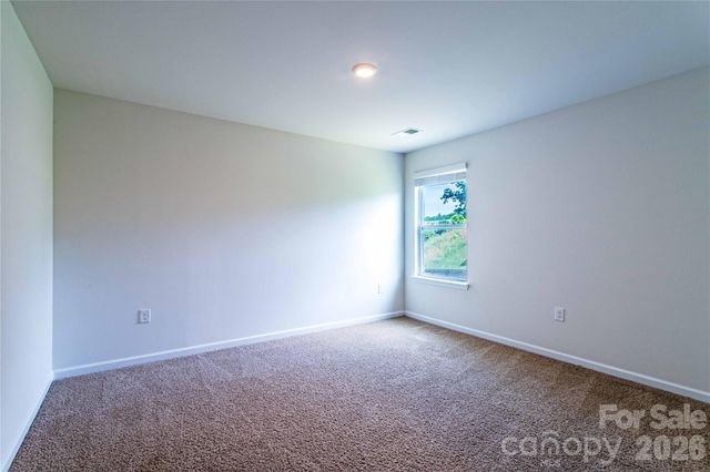 917 Newport Court, Asheville, NC 28806