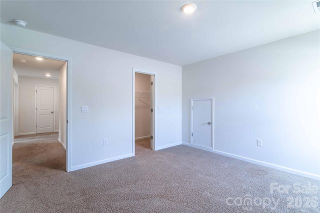 917 Newport Court, Asheville, NC 28806