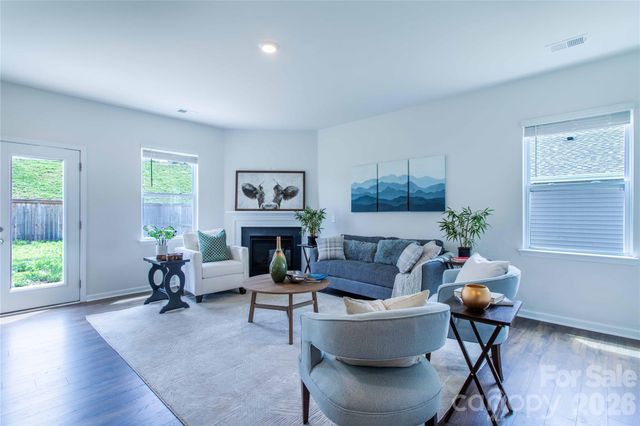 917 Newport Court, Asheville, NC 28806