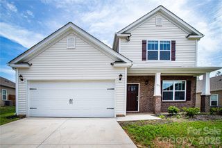 917 Newport Court, Asheville, NC 28806