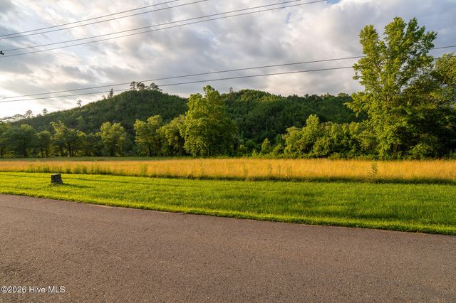 144 Riverwalk On The Hiwassee, Murphy, NC 28906