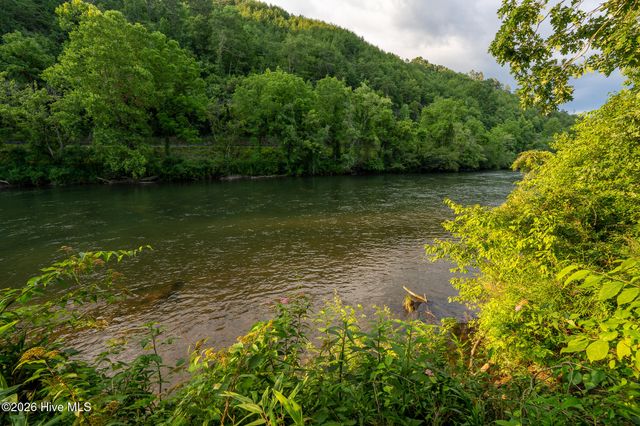 144 Riverwalk On The Hiwassee, Murphy, NC 28906
