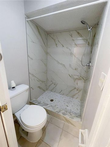 6010 Indrio Road 3, Fort Pierce, FL 34951