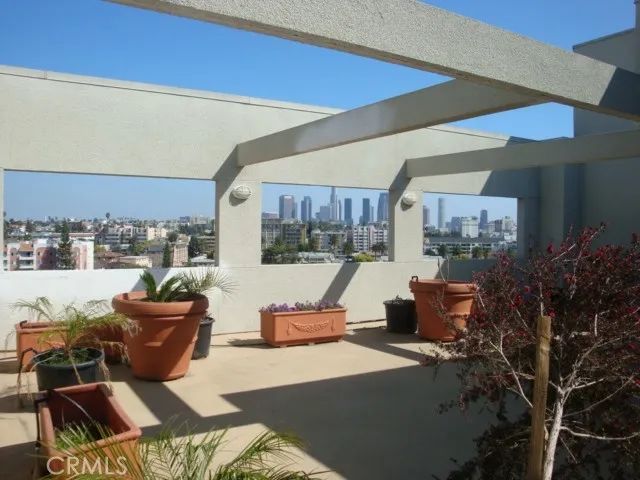 332 S Virgil 201, Los Angeles, CA 90020