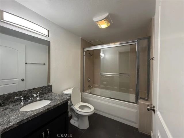 332 S Virgil 201, Los Angeles, CA 90020