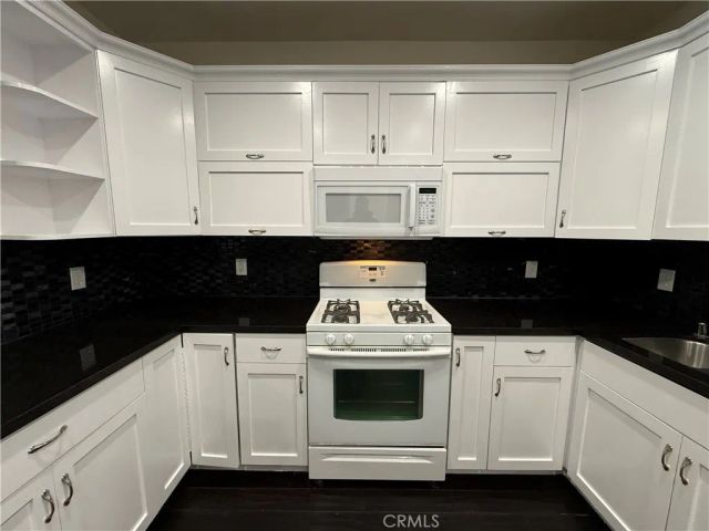 332 S Virgil 201, Los Angeles, CA 90020