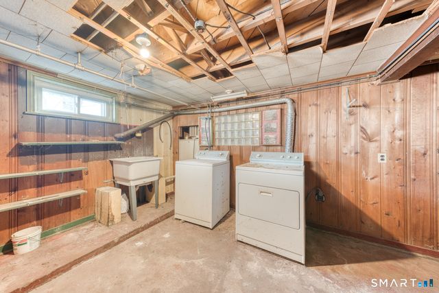 523 Adams Street, Manchester, CT 06040