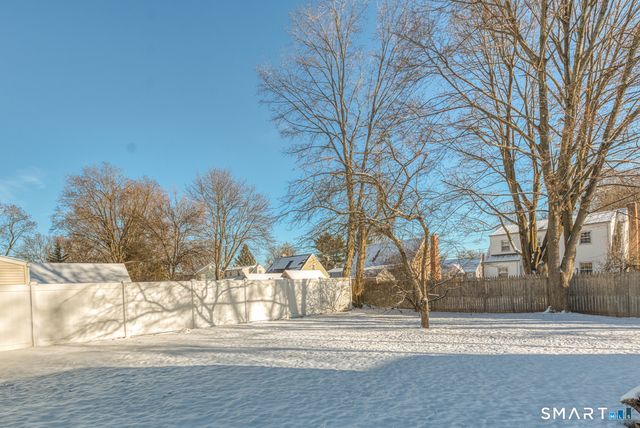 523 Adams Street, Manchester, CT 06040