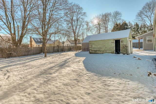 523 Adams Street, Manchester, CT 06040