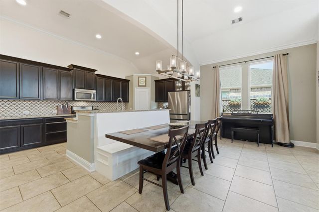 1413 Silver Rings Court, Pearland, TX 77581