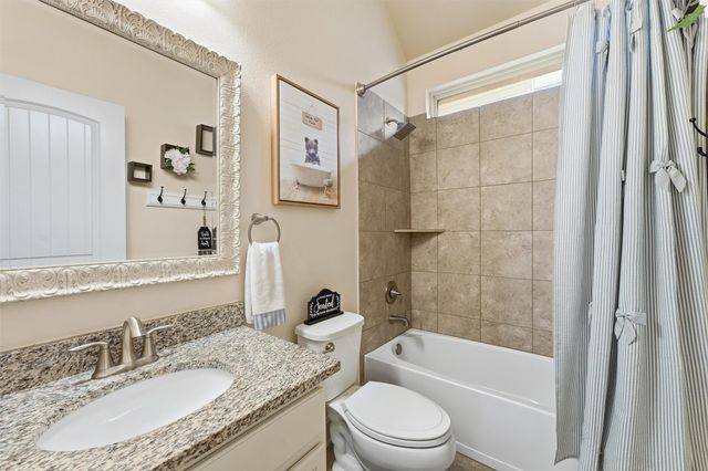 1413 Silver Rings Court, Pearland, TX 77581