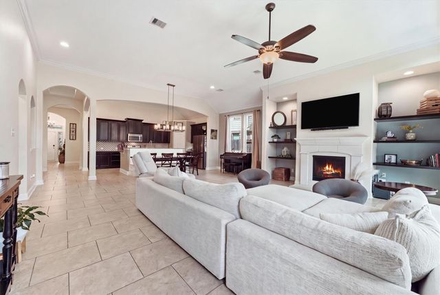 1413 Silver Rings Court, Pearland, TX 77581