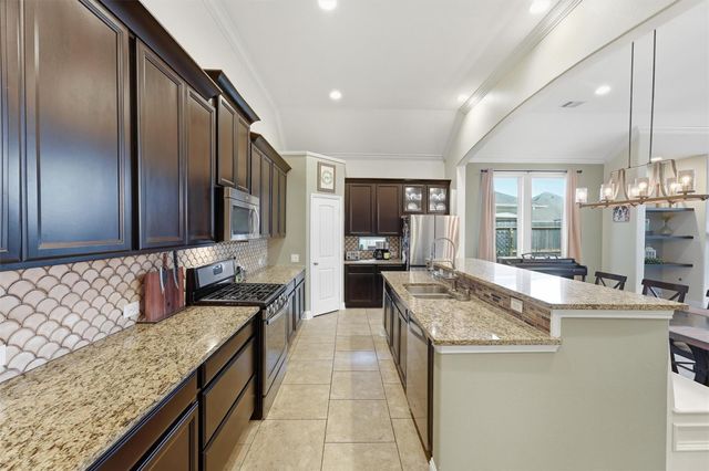 1413 Silver Rings Court, Pearland, TX 77581