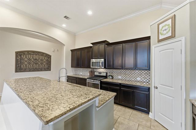1413 Silver Rings Court, Pearland, TX 77581