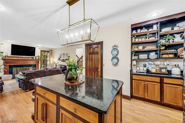 8851 Spring Valley Drive, Broadview Heights, OH 44147