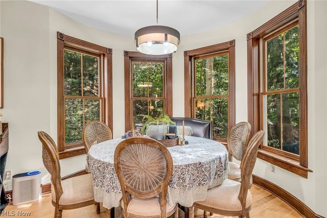 8851 Spring Valley Drive, Broadview Heights, OH 44147