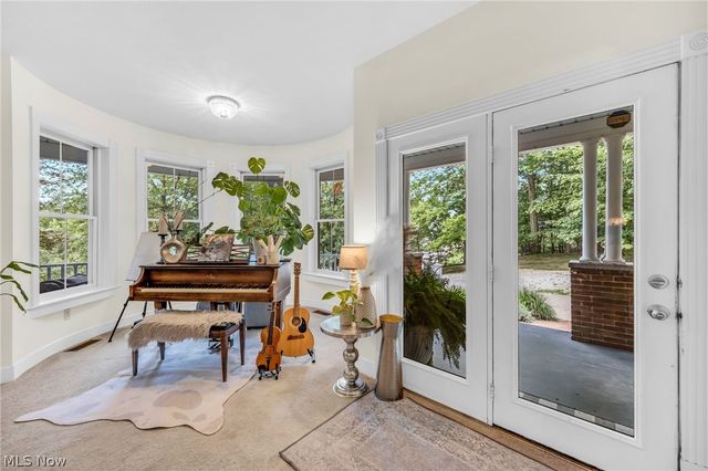 8851 Spring Valley Drive, Broadview Heights, OH 44147