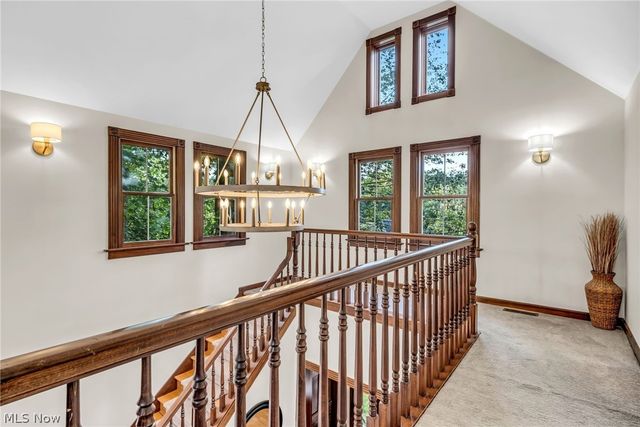 8851 Spring Valley Drive, Broadview Heights, OH 44147