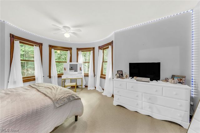 8851 Spring Valley Drive, Broadview Heights, OH 44147