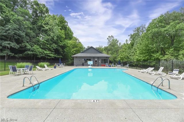 8851 Spring Valley Drive, Broadview Heights, OH 44147