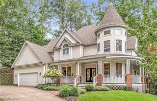 8851 Spring Valley Drive, Broadview Heights, OH 44147