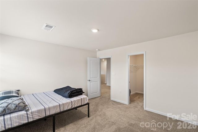 7128 Bandera Drive, Charlotte, NC 28214