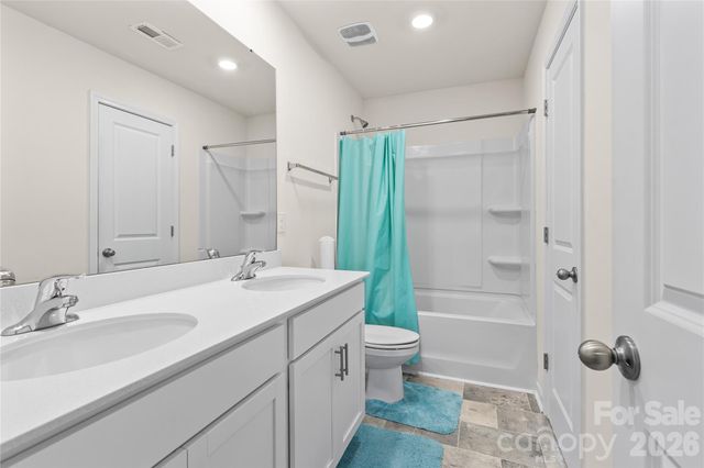 7128 Bandera Drive, Charlotte, NC 28214