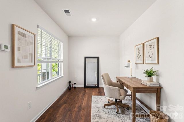 7128 Bandera Drive, Charlotte, NC 28214