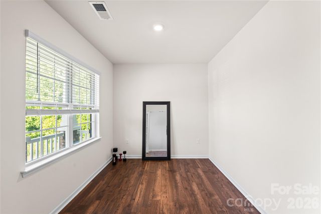 7128 Bandera Drive, Charlotte, NC 28214